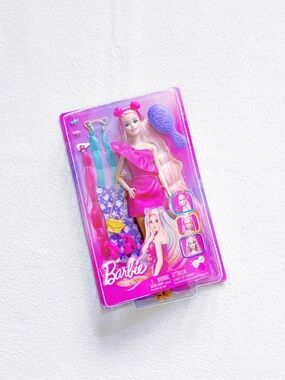 Barbie Fun & Fancy Hair Extra Long Colorful Blonde Doll Gift Set Accessories